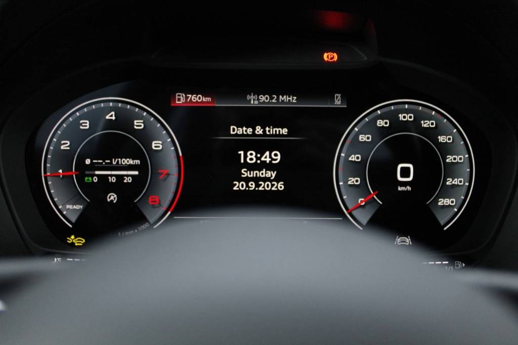 audi-q2-2025-gasolina-999cc