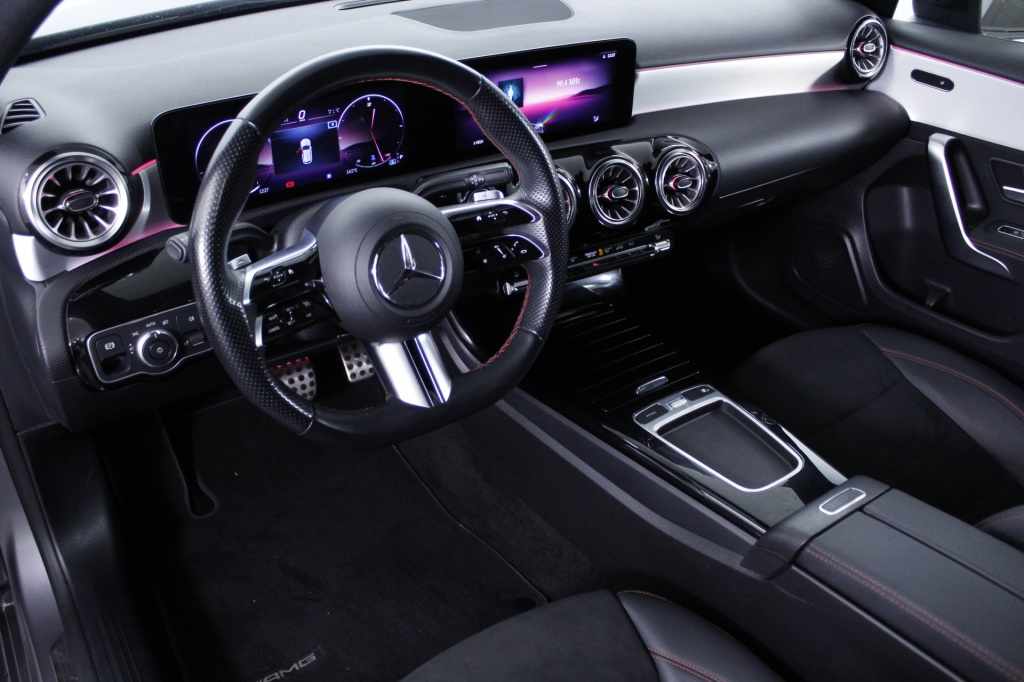 mercedes-benz-classe-a-2023-diesel-1950cc