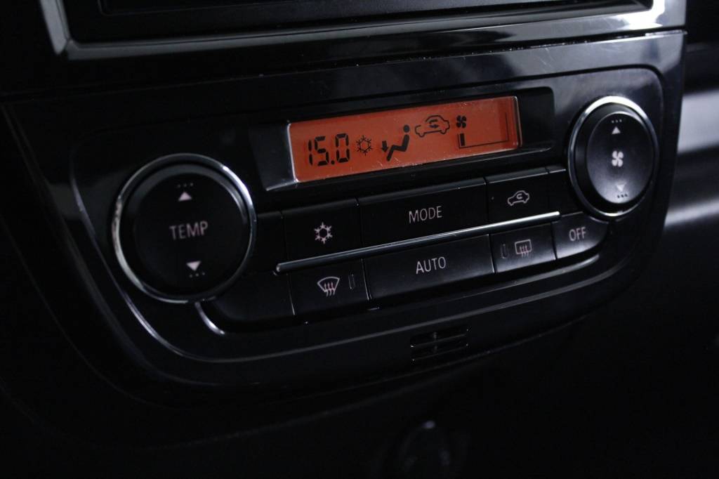 mitsubishi-space-star-2024-gasolina-1193cc