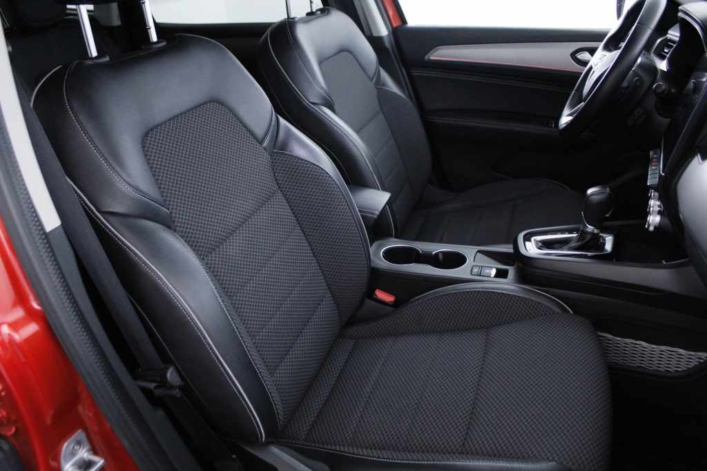 renault-arkana-2023-hibrido-1332cc