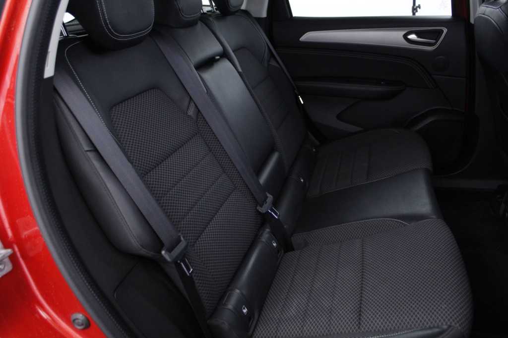 renault-arkana-2023-hibrido-1332cc