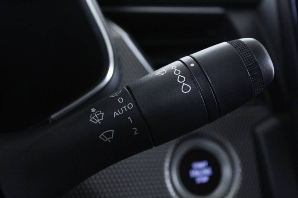 renault-arkana-2023-hibrido-1332cc
