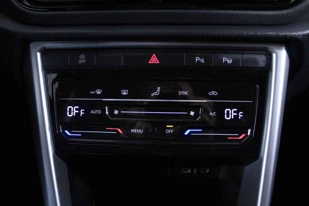 volkswagen-t-roc-2024-gasolina-999cc