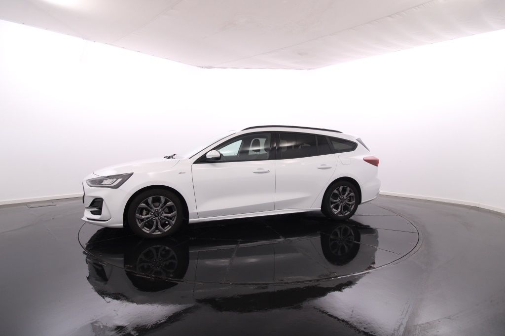ford-focus-sw-2022-hibrido-999cc
