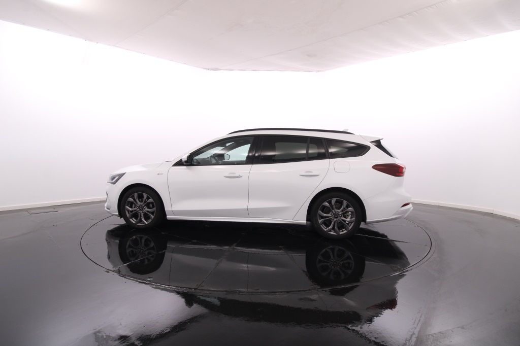 ford-focus-sw-2022-hibrido-999cc