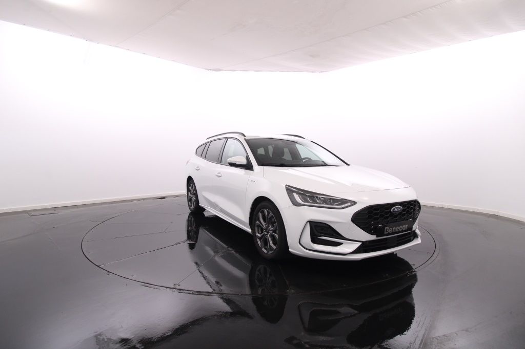 ford-focus-sw-2022-hibrido-999cc