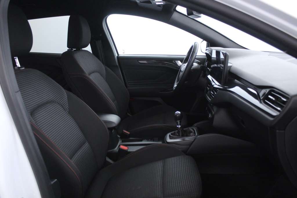 ford-focus-sw-2022-hibrido-999cc