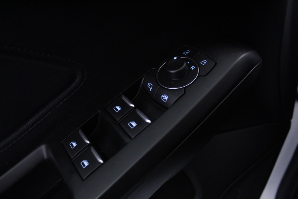 ford-focus-sw-2022-hibrido-999cc