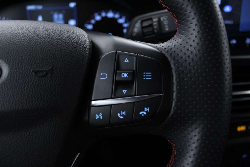 ford-focus-sw-2022-hibrido-999cc