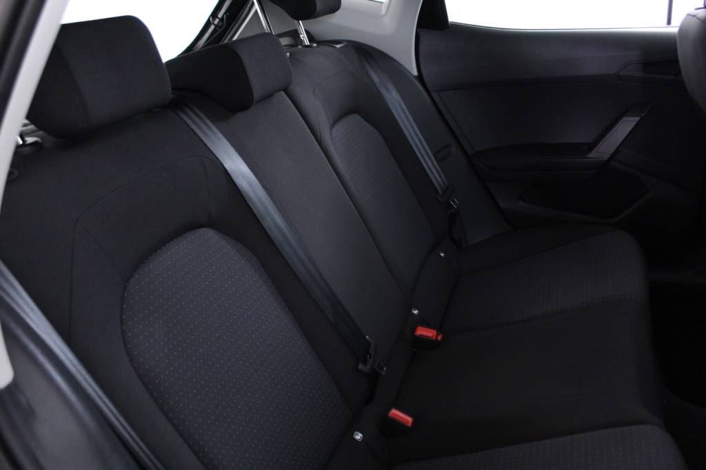 seat-ibiza-2024-gasolina-999cc