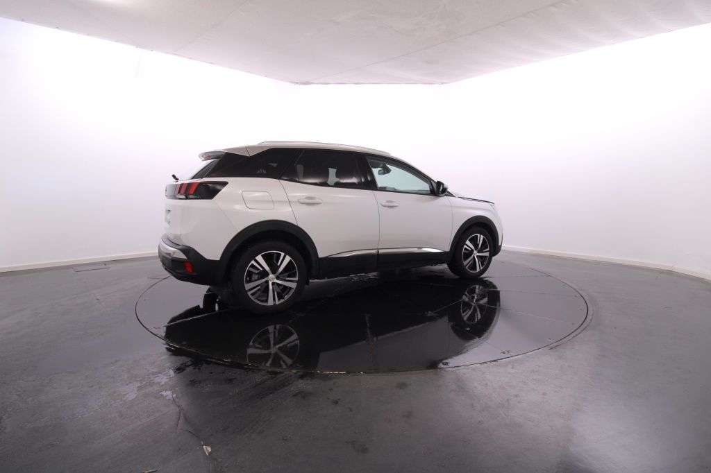 peugeot-3008-2019-diesel-1499cc