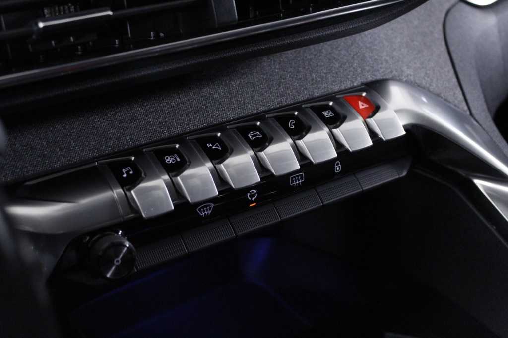 peugeot-3008-2019-diesel-1499cc