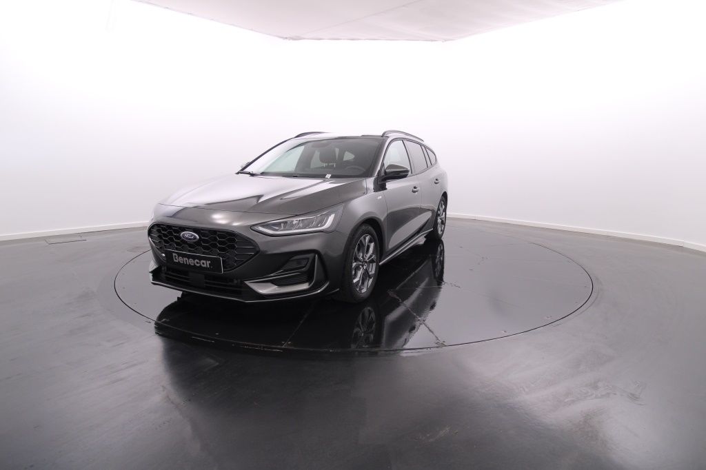 ford-focus-sw-2023-diesel-1499cc