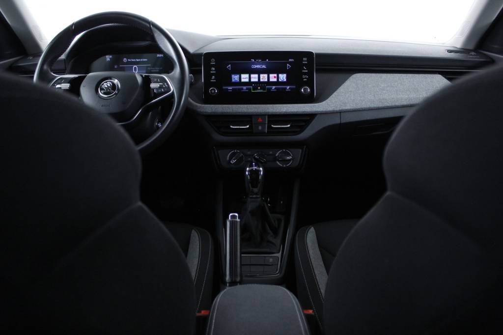skoda-kamiq-2024-gasolina-999cc