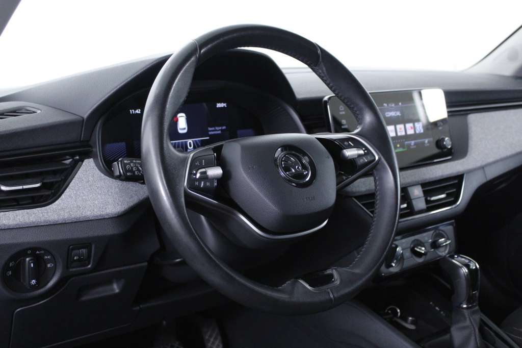 skoda-kamiq-2024-gasolina-999cc