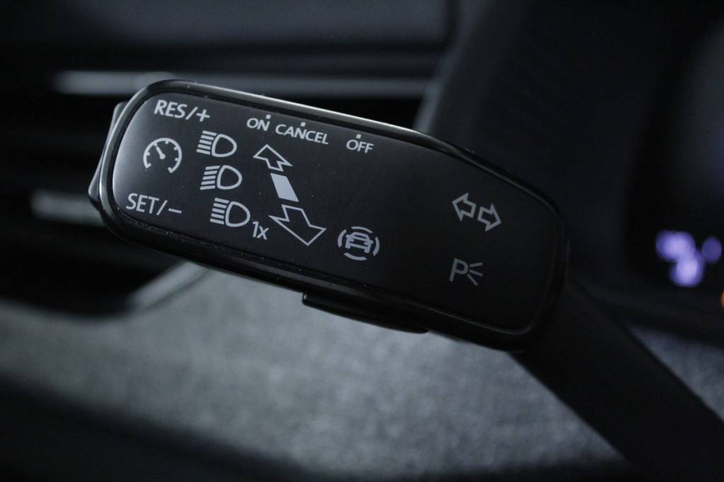 skoda-kamiq-2024-gasolina-999cc