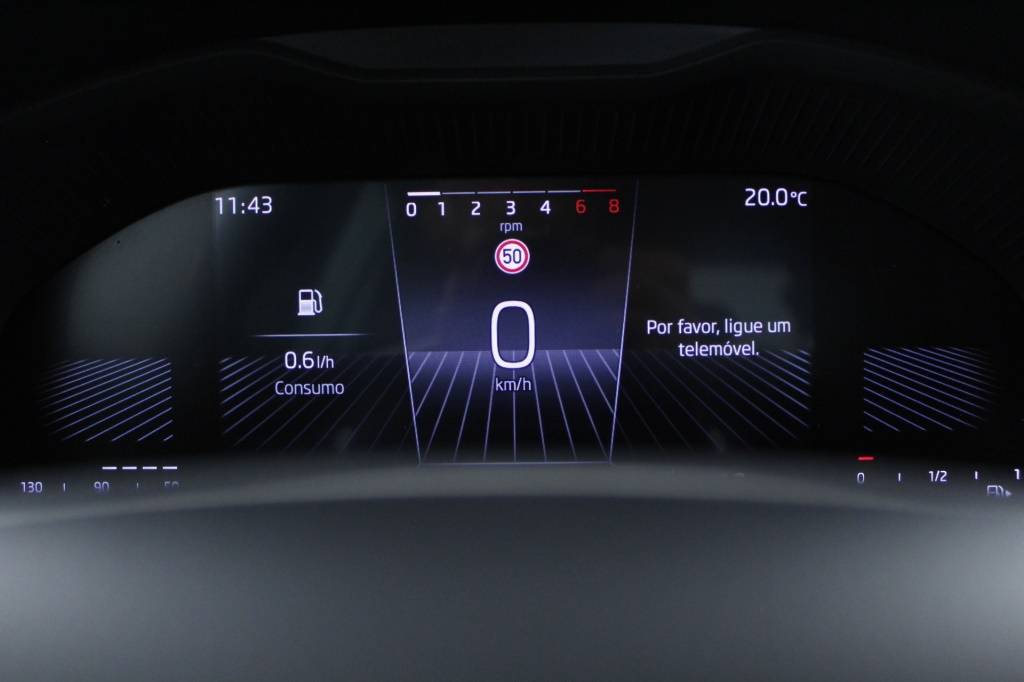 skoda-kamiq-2024-gasolina-999cc