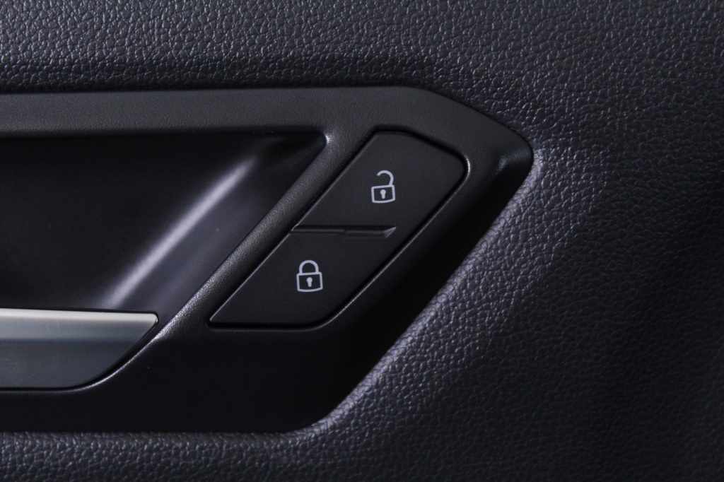 volkswagen-t-roc-2024-gasolina-999cc