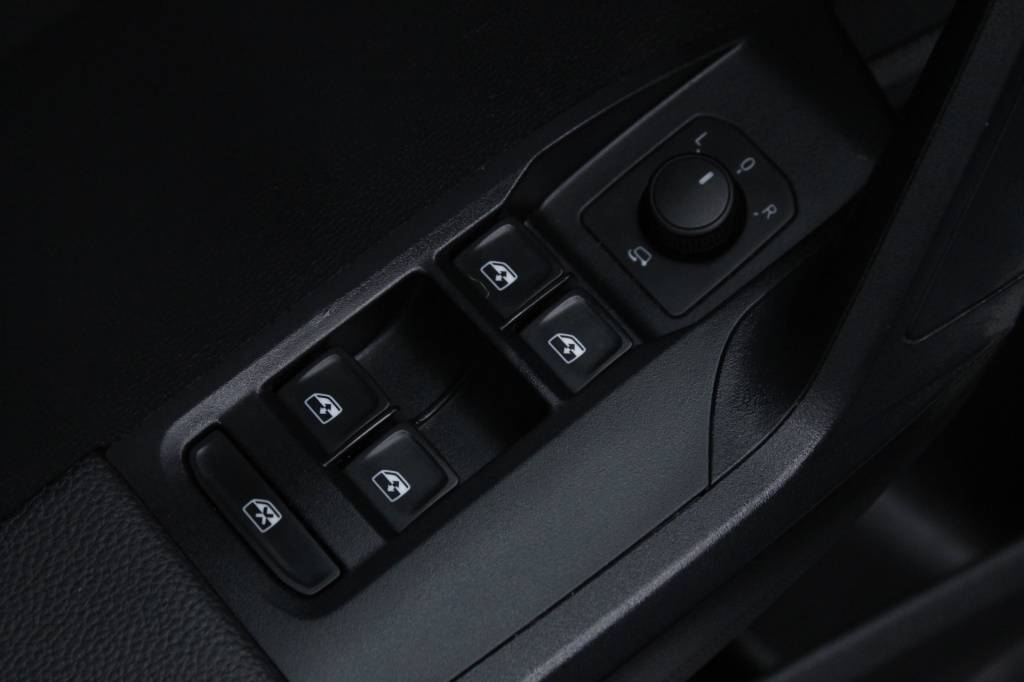 seat-arona-2024-gasolina-999cc