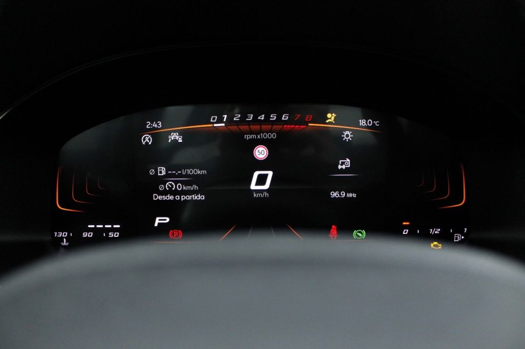 seat-arona-2024-gasolina-999cc