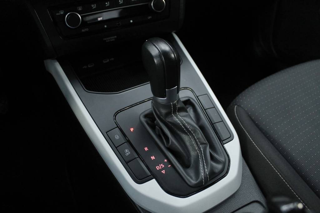 seat-arona-2024-gasolina-999cc