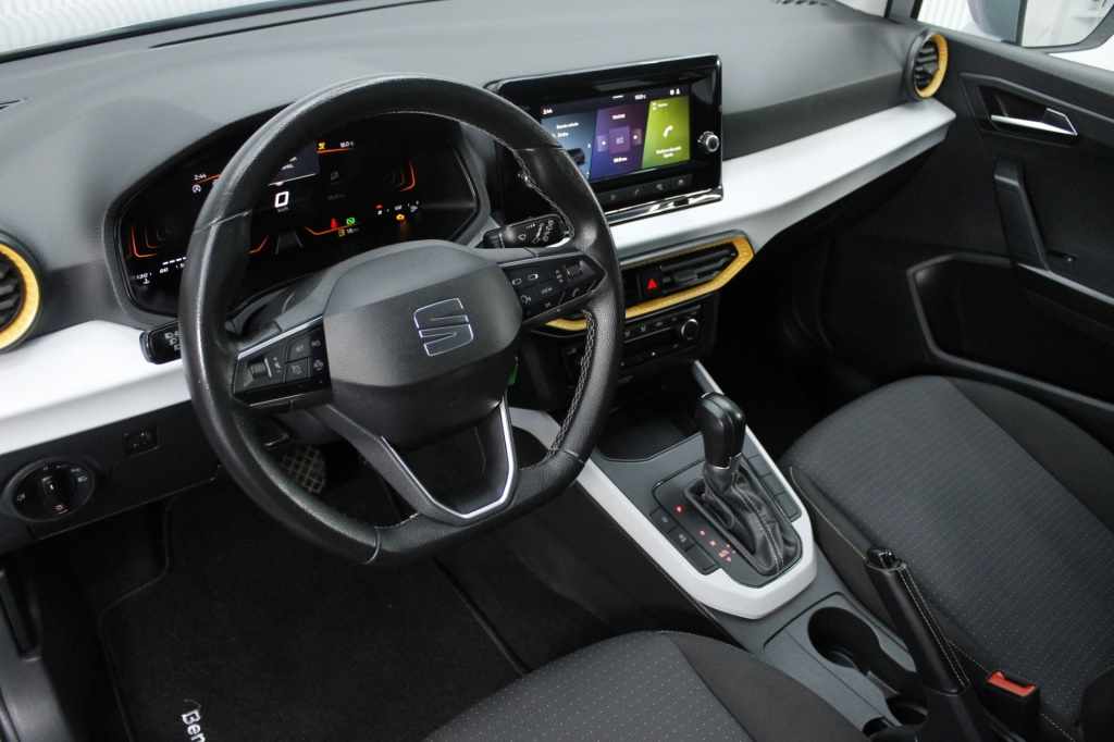 seat-arona-2024-gasolina-999cc