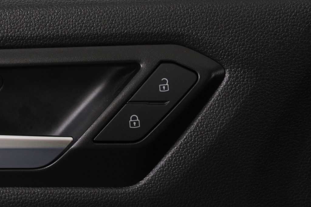 volkswagen-t-roc-2025-gasolina-999cc