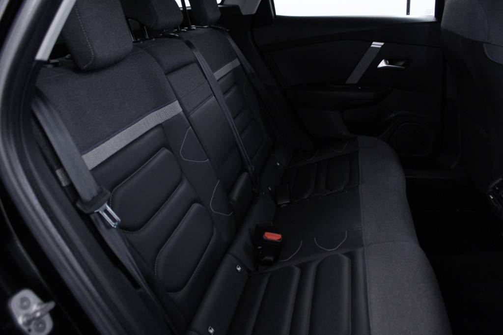 citroen-c4-2022-diesel-1499cc