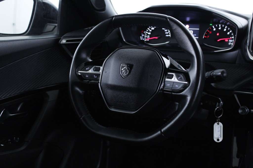 peugeot-2008-2024-gasolina-1199cc