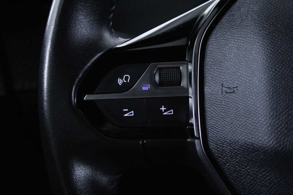 peugeot-2008-2024-gasolina-1199cc