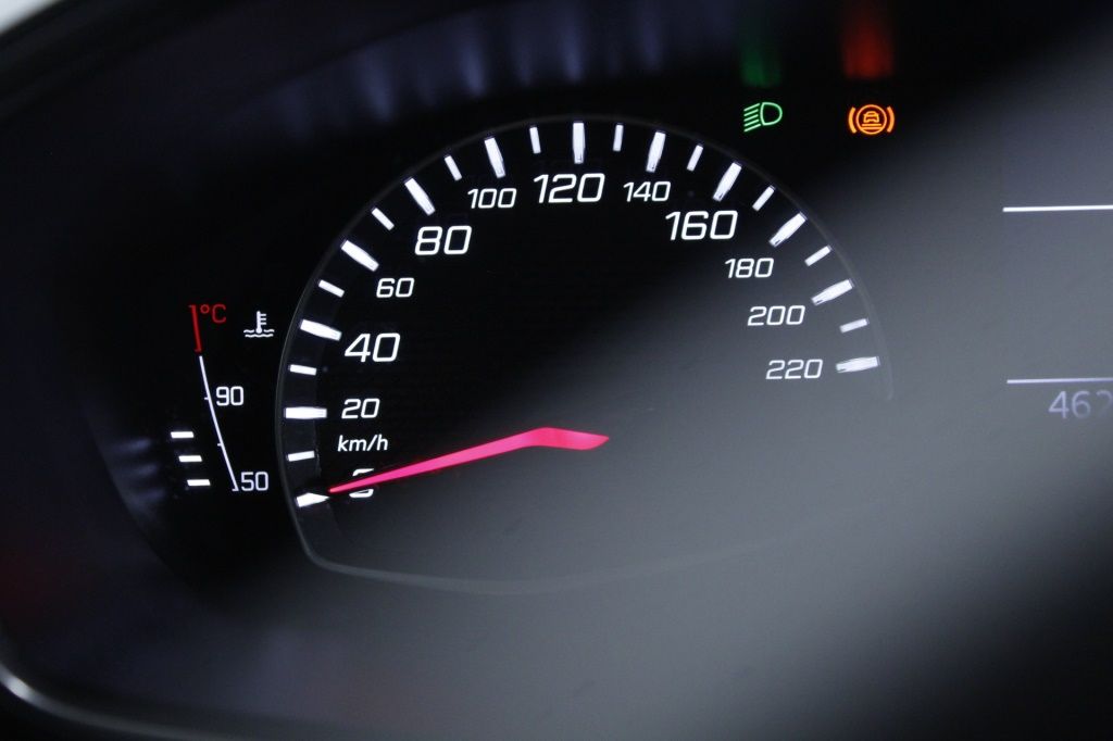 peugeot-2008-2024-gasolina-1199cc