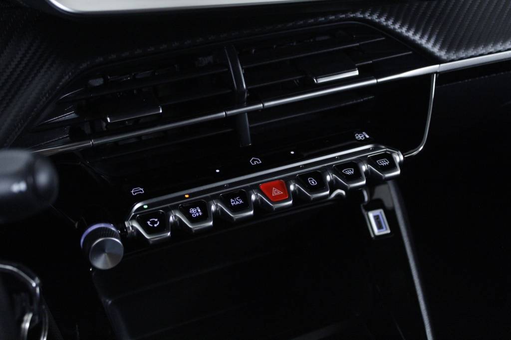 peugeot-2008-2024-gasolina-1199cc
