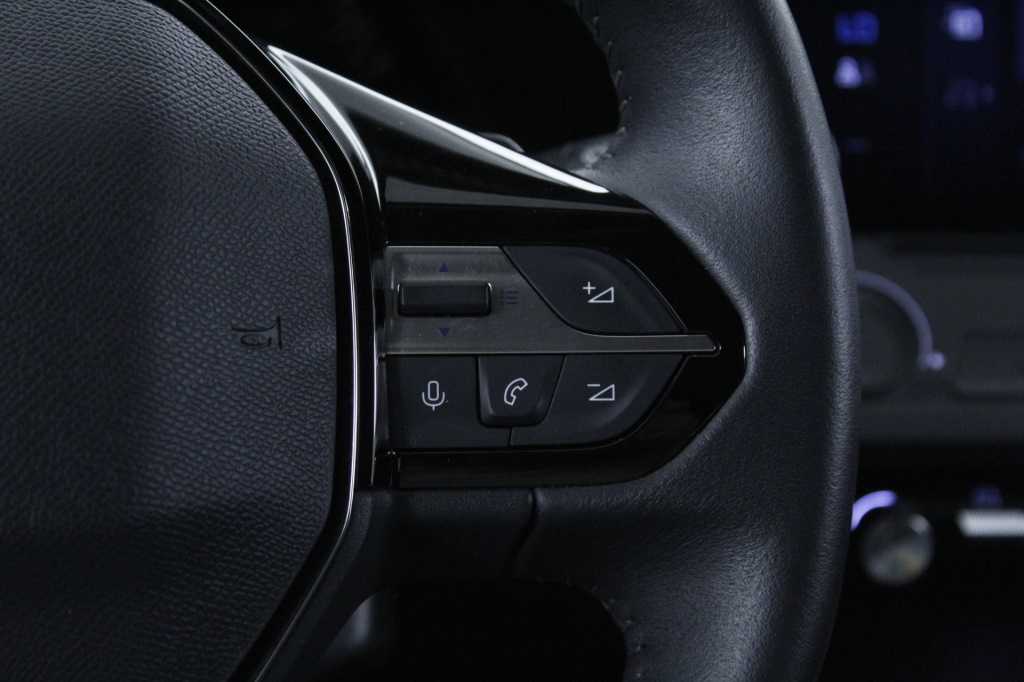peugeot-308-2025-hibrido-1199cc