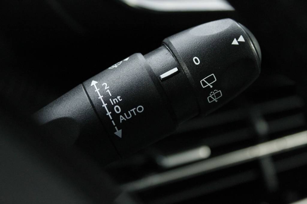 peugeot-208-2025-eletrico-1cc