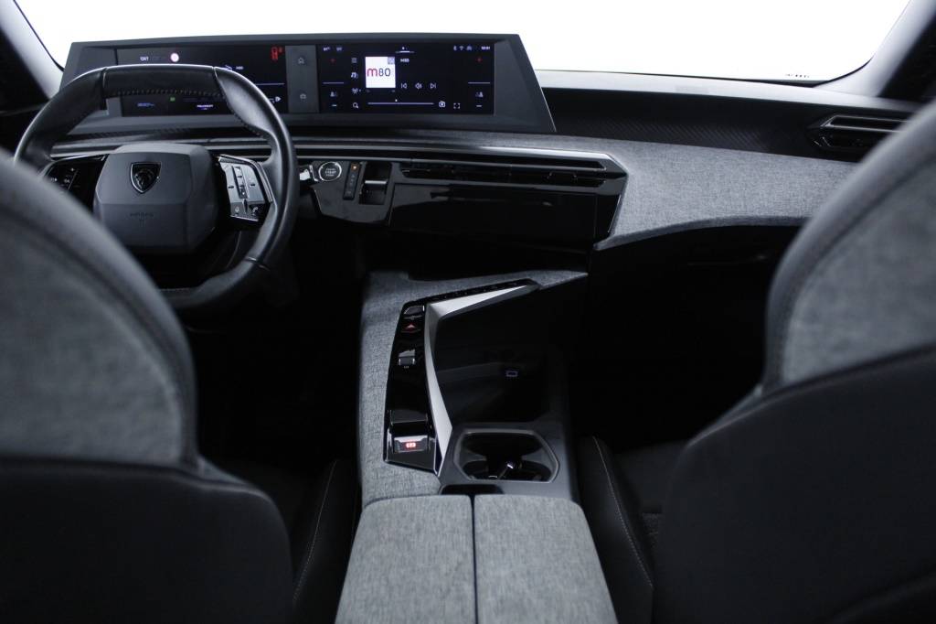 peugeot-5008-2025-hibrido-1199cc