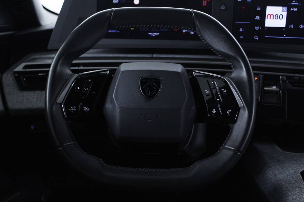 peugeot-5008-2025-hibrido-1199cc
