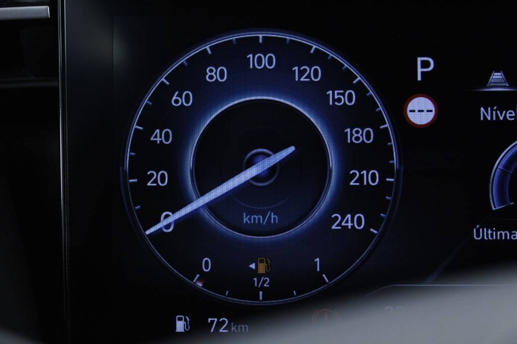 hyundai-tucson-2024-diesel-1598cc