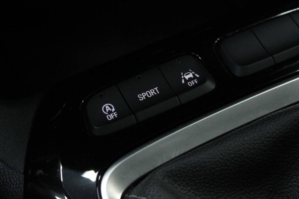 opel-corsa-2024-gasolina-1199cc