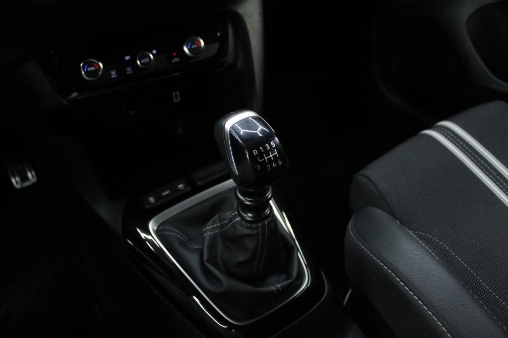 opel-corsa-2024-gasolina-1199cc