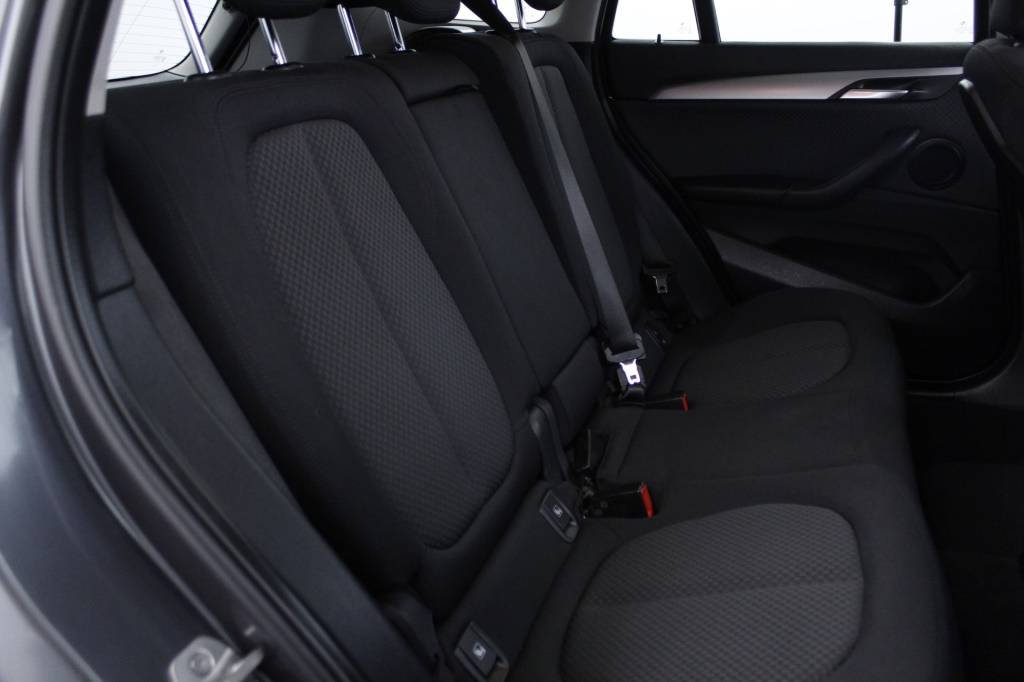 bmw-x1-2022-diesel-1496cc