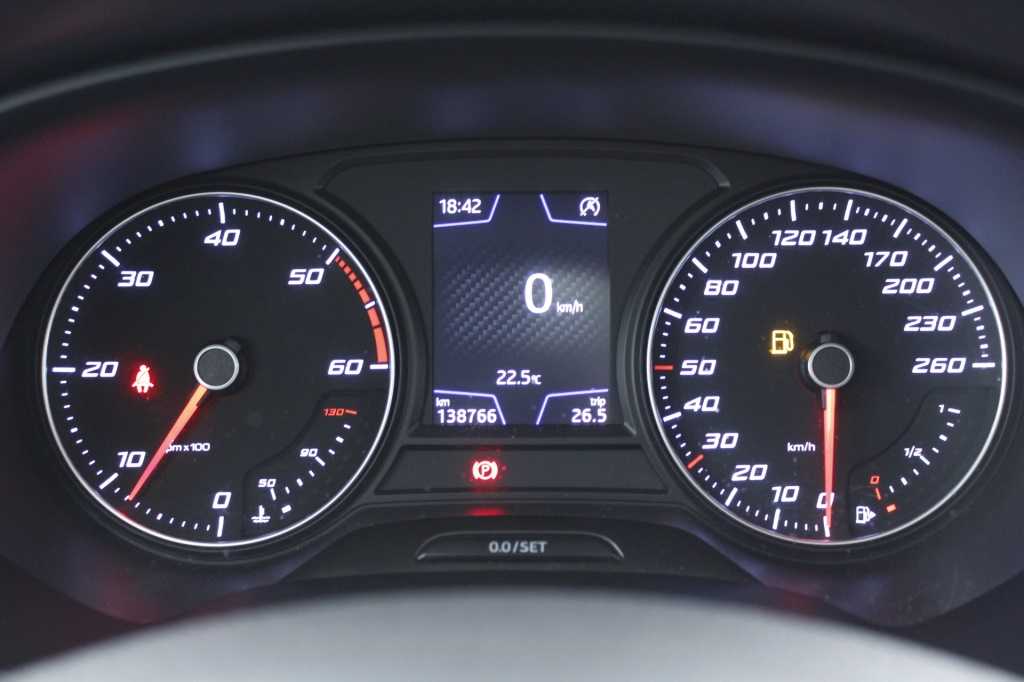 seat-leon-st-2018-diesel-1598cc