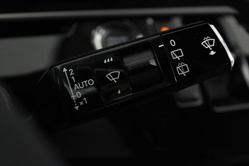 peugeot-5008-2025-hibrido-1199cc