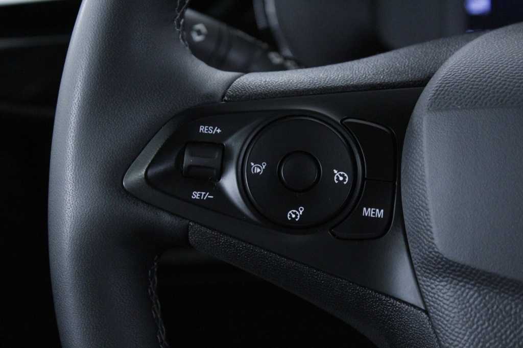 opel-corsa-2025-gasolina-1199cc