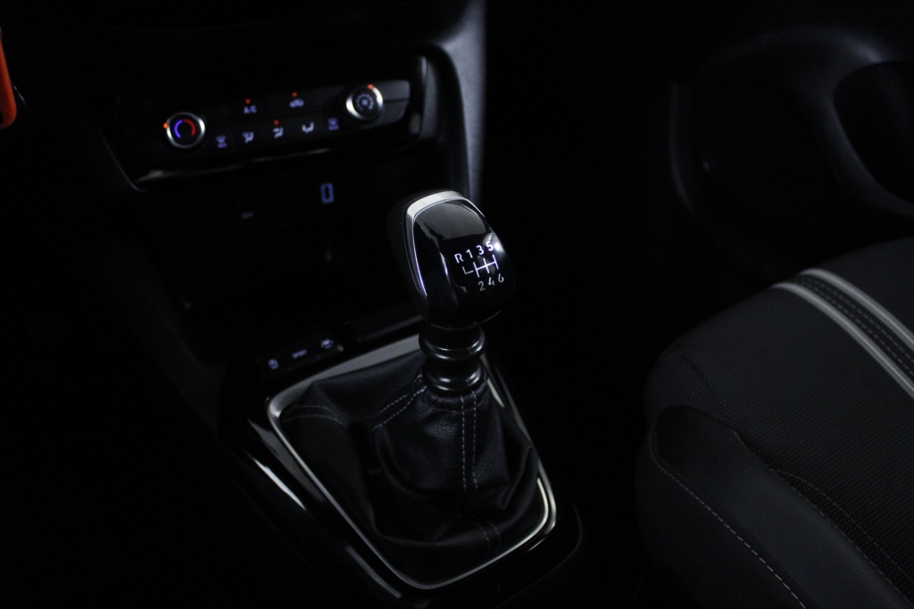 opel-corsa-2025-gasolina-1199cc