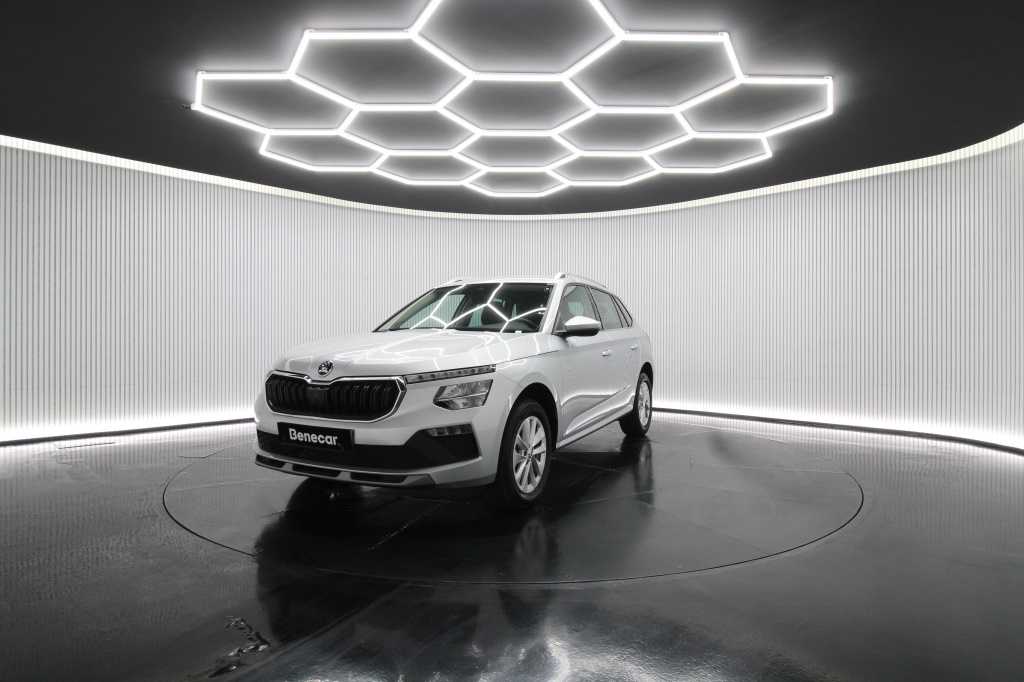 skoda-kamiq-2024-gasolina-999cc