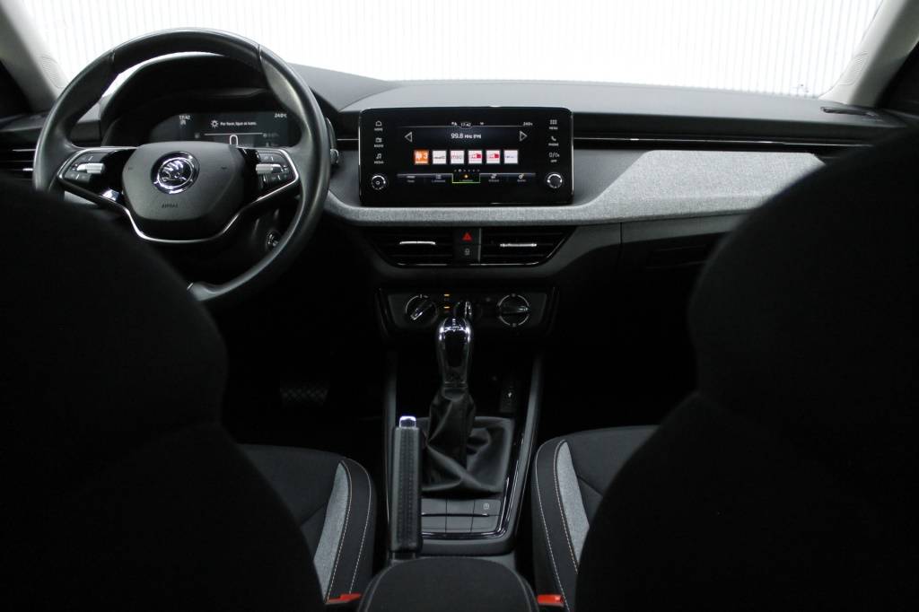skoda-kamiq-2024-gasolina-999cc