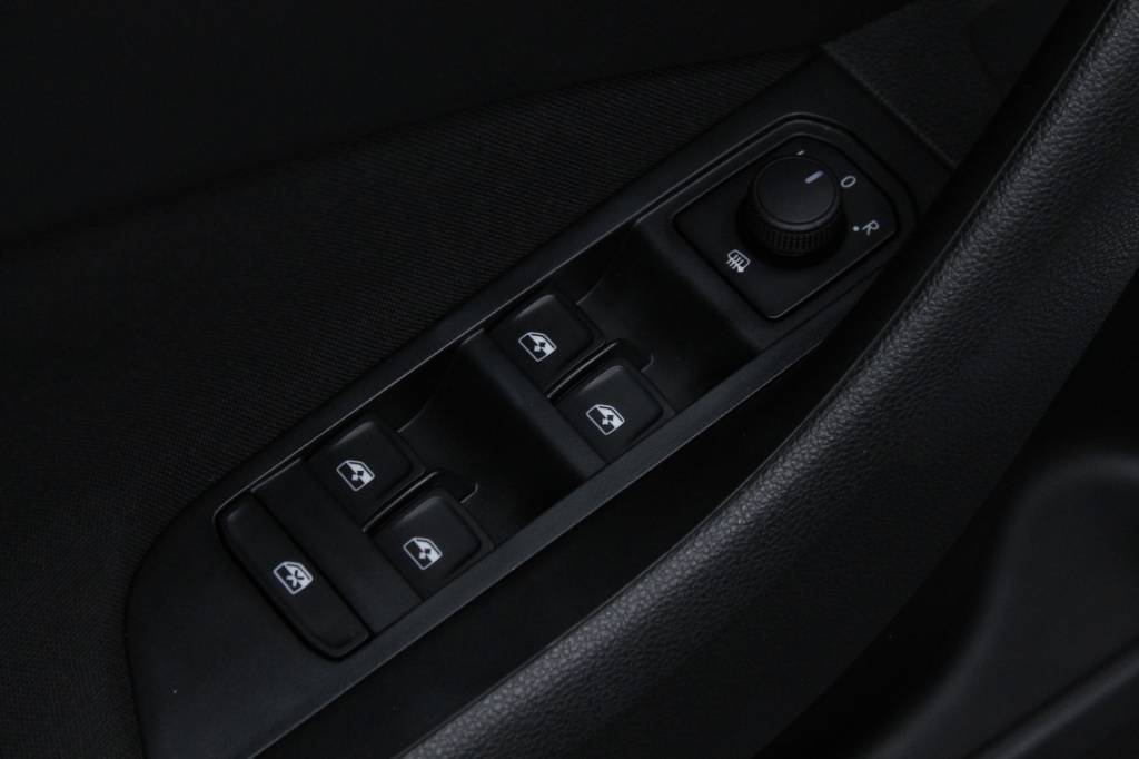 skoda-kamiq-2024-gasolina-999cc