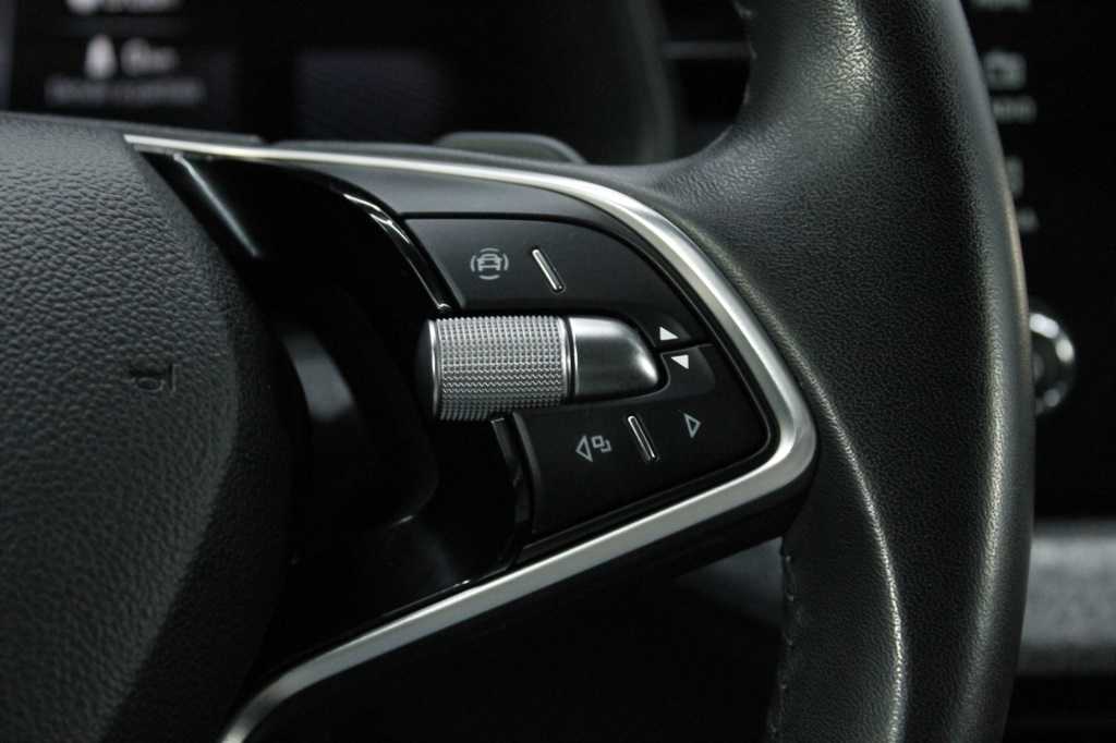skoda-kamiq-2024-gasolina-999cc