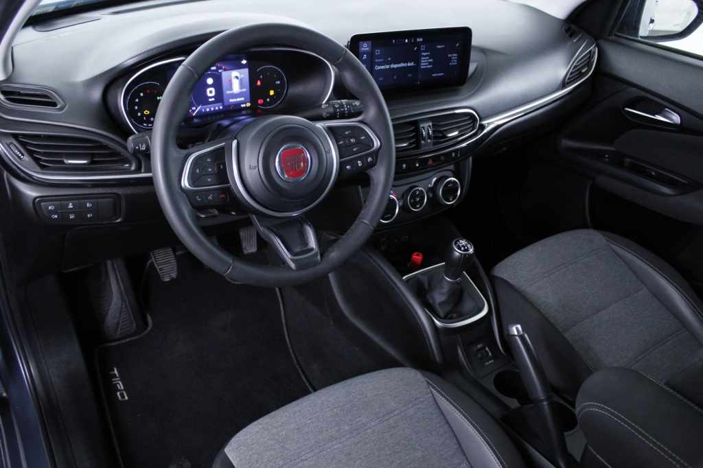 fiat-tipo-station-wagon-2023-gasolina-999cc