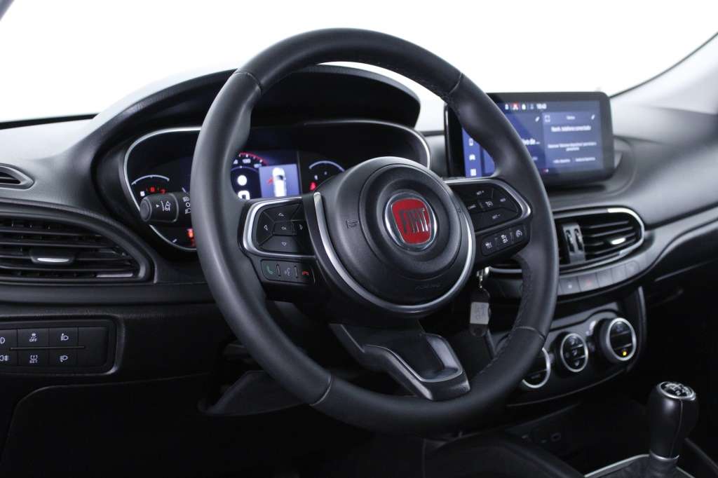 fiat-tipo-station-wagon-2023-gasolina-999cc